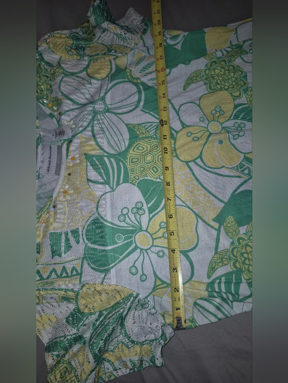 2 Womens Petite Large Tops